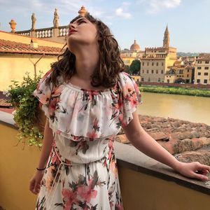 Meet your Posher, Daniella